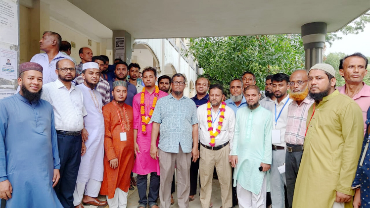 পরশুরামে মাধ্যমিক শিক্ষক সমিতির নির্বাচন সভাপতি- জয়নাল, সম্পাদক- কফিল
