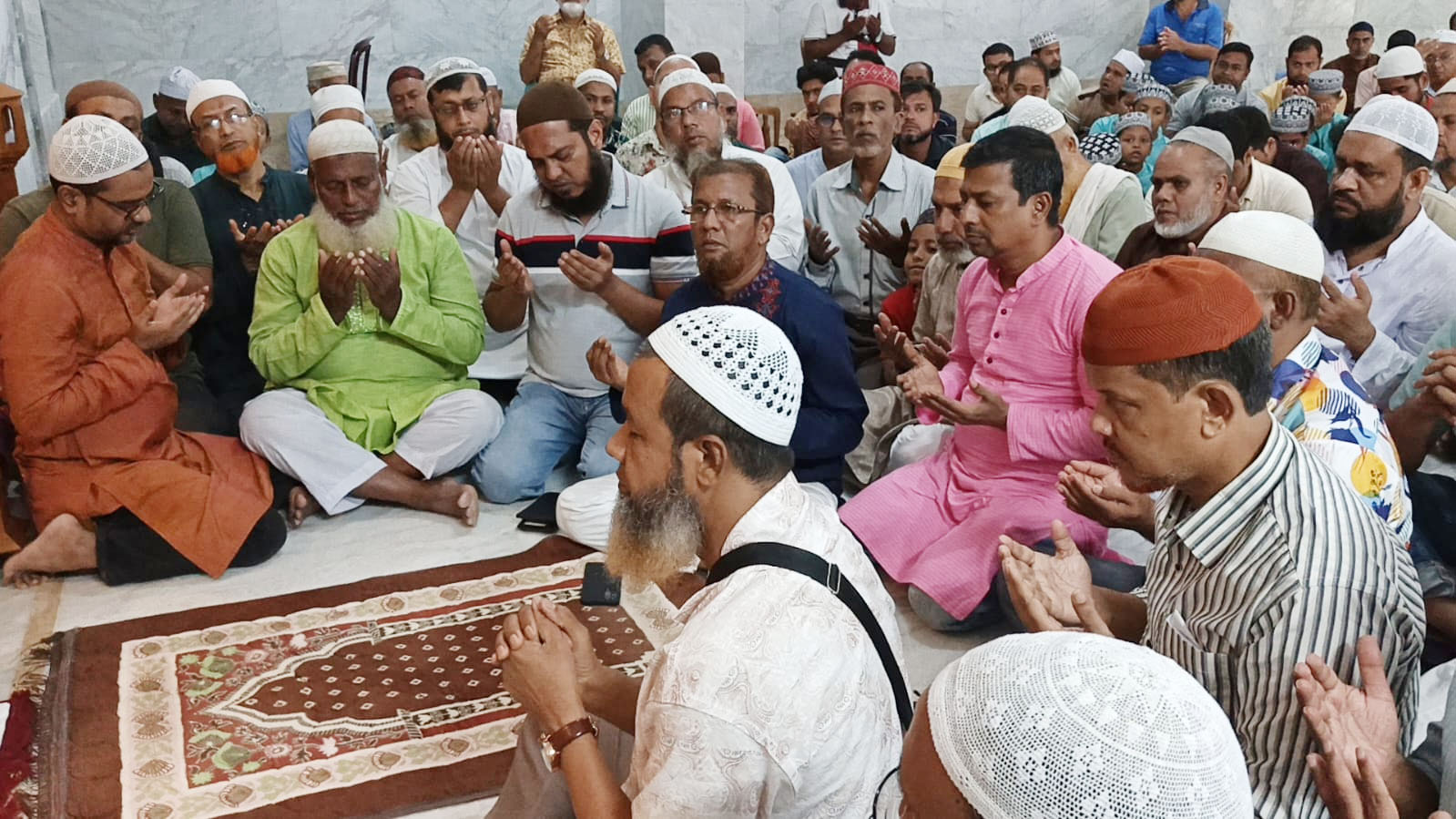 মোশাররফ হোসেন এমপির মৃত্যুবার্ষিকীতে ফেনী জেলা বিএনপির দোয়া ও মিলাদ মাহফিল